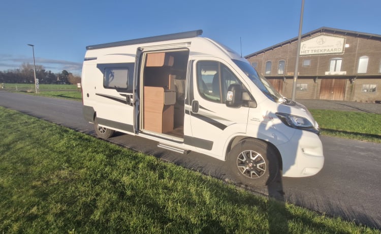 2p Knaus campervan uit 2015