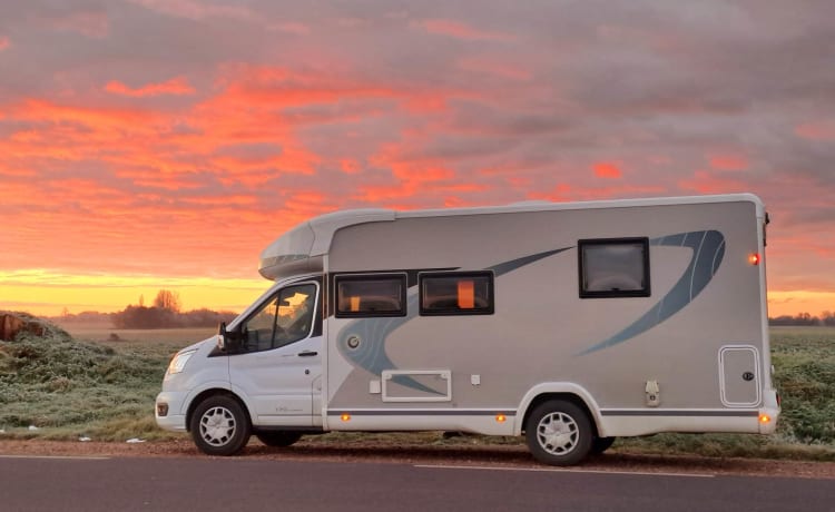 Fredje Ford – 4p Chausson semi-intégré à partir de 2022