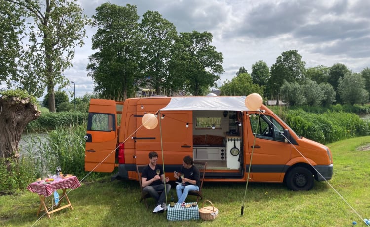 The Orange Nomad – Moderne et attrayant avec de nouveaux équipements