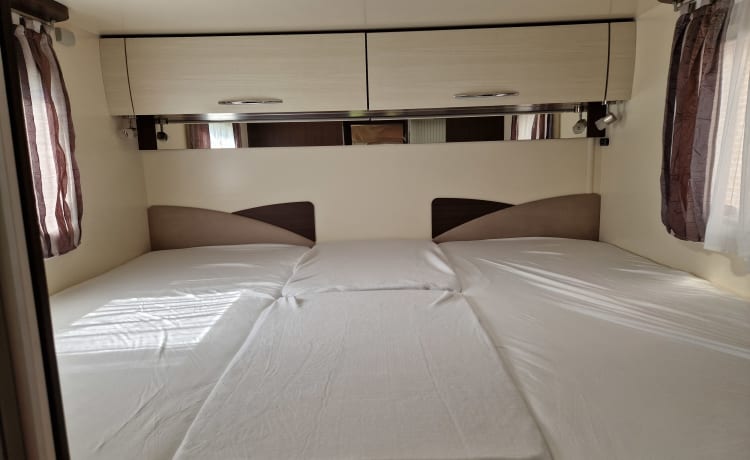 Benimar Cocoon – Mooie, luxe 4/5 pers Camper met fietsendrager