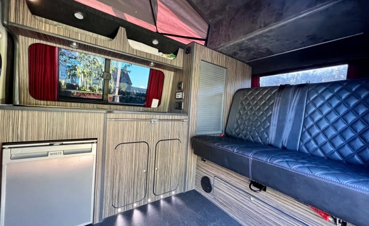 High Spec VW Transporter 15 minutes from Edinburgh Airport