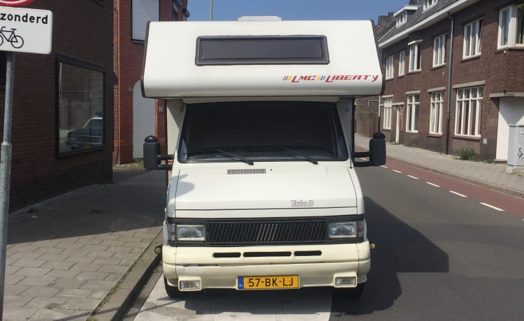 Bur – ☀️gezellige grote camper vakantie klaar🏜