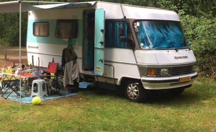 nice super cozy Hymer vintage camper