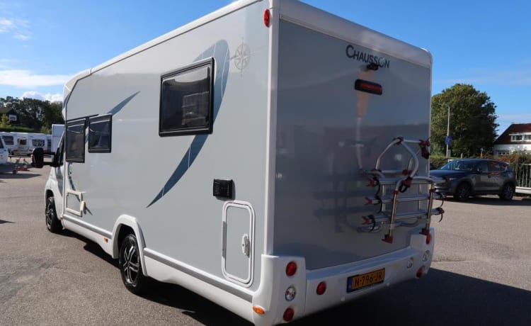 Luxury 4-person Chausson