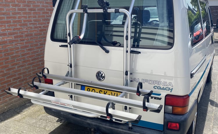 4p Volkswagen bus uit 1998