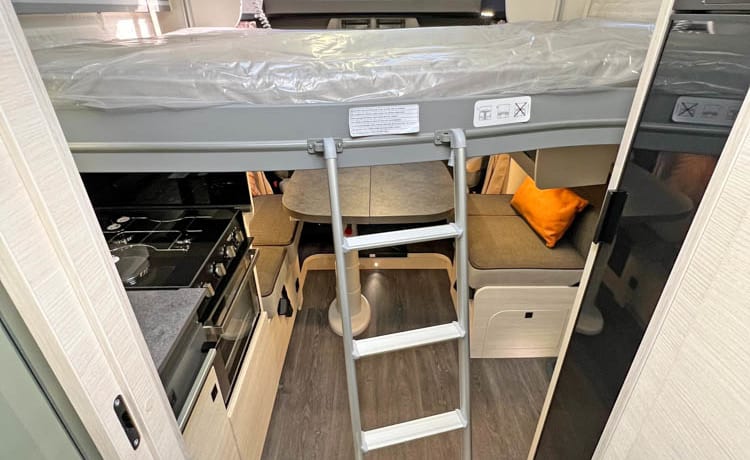 Skye – Pronto per l'inverno Nuovissimo 2023 Chausson 777GA Ultimate a 4 posti letto