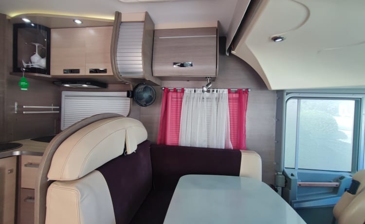 nicostef57810 – Integral HEAVYWEIGHT motorhome.