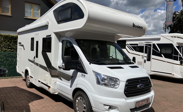 Bramper – Avontuurlijk reizen: huur onze 4-persoons camper!