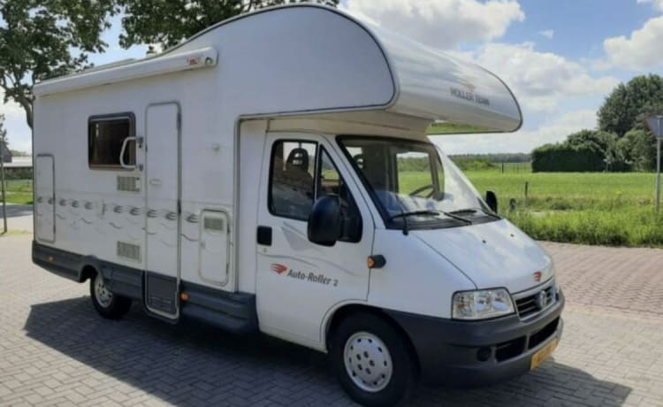 Rola – Ordentlicher und gepflegter Autoroller Camper