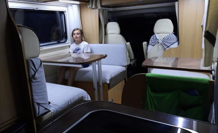 fabrizio.reina@tiscali.it – a great motorhome for a family adventure