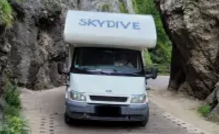 Skydive  – 6 person Ford Rimor motorhome