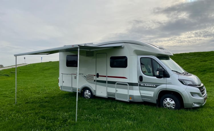 Sehr vollständiger Fiat Ducato Multijet 130 PS Adria Matrix M 650 F