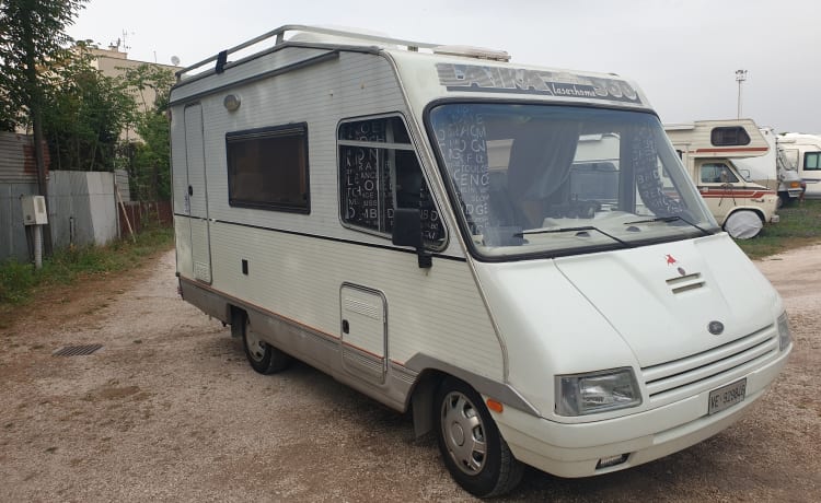 Uccio il camperUccio  – Motorhome