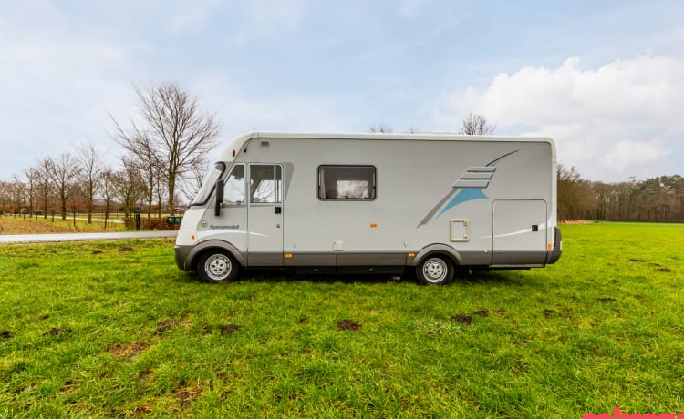 Voyagez confortablement avec 2 à 4 personnes dans cette machine !