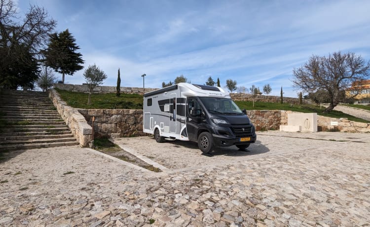 Luxe Sunlight T67 - automaat - heelijke luxe camper (2022)