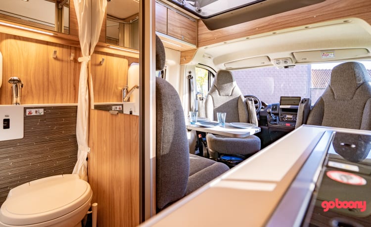 Hymer 2021 4p: fully equipped and compact travel