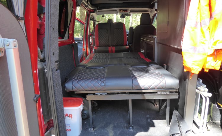 Tom – Ford Transit Custom hoge top. Isle of Wight