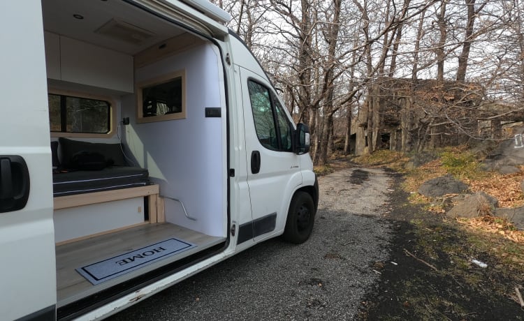 Abbi  – Sicilië Home Luxury Van (citroen trui)