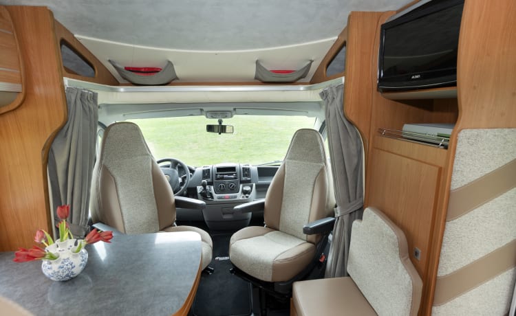 Aangenaam op de weg – Fiat Ducato Giottiline 4p semi-integrato del 2011