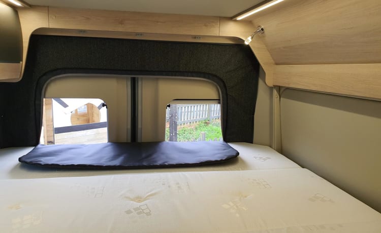 4 berth Auto-trail Expedition 68