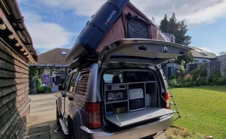 Stan – Stanley Jeep, unsere netzunabhängige Überland-Campingmaschine. Versicherung inklusive