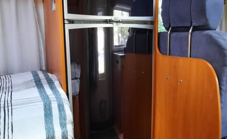 Hymer Gali – Beautiful, well-maintained Hymer camper