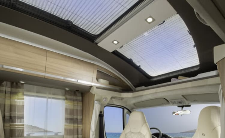 den bult – !Only for driver's license C! - New luxury camper Adria Axess XL S670SL