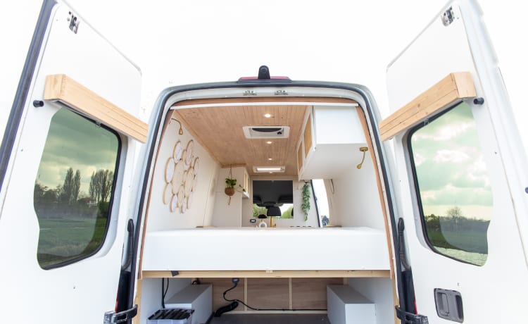 Volkswagen Crafter L3H2 – Camper Wapiti