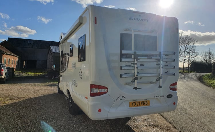 Taylor – 2021 Camper per famiglie con 6 cinture di sicurezza sulla costa dello Yorkshire orientale