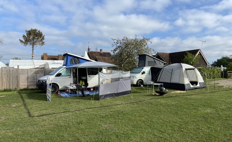 Stan – VW T5.1 - 4 berth campervan 2014