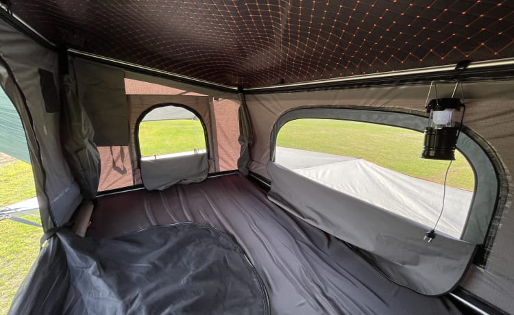 The Sheriff – Land Rover Defender Overland Adventure Camper With 270 Awning