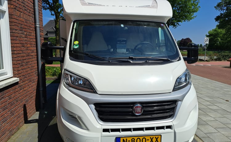 Camper semi-integrato Rimor 2p del 2017