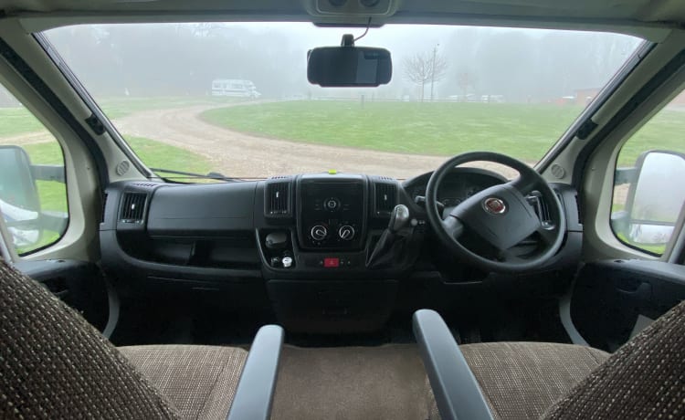 Swift Escape 686 - Automatic Transmission – Swift Escape 686 - Automatikgetriebe