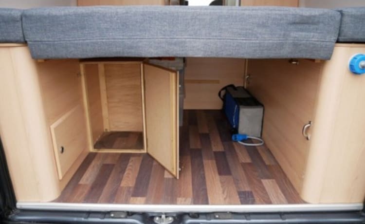 CAMPER SUPER BUS KNAUS BOXSTAR CON PORTABICI PER BICI ELETTRICHE