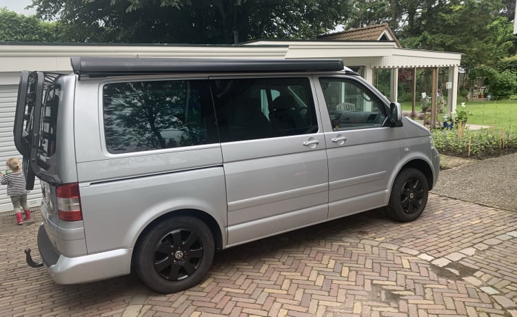 4p Volkswagen bus uit 2007