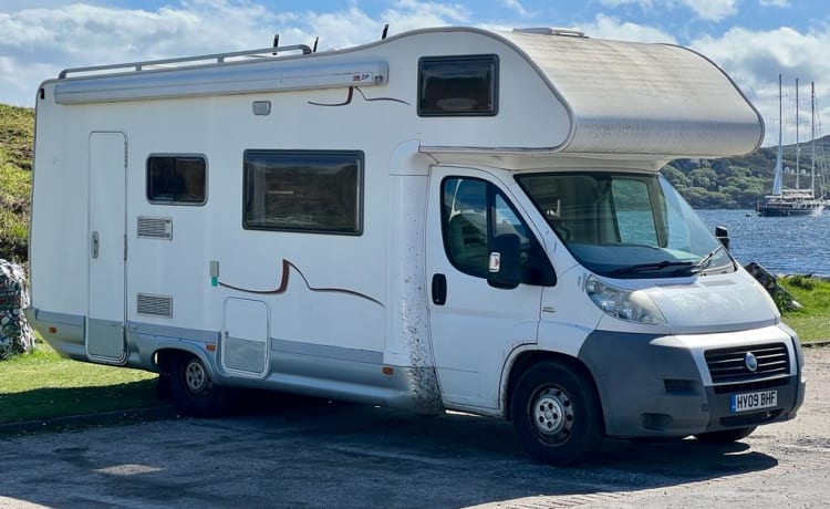 Big Bertha – La nostra Sea Newlife (Fiat Ducato) può ospitare fino a 7 persone, 5 è super confortevole