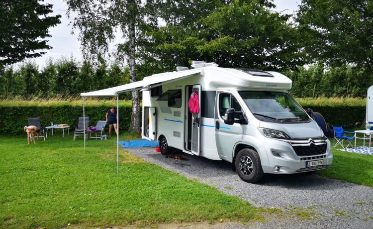 vanaf  juni 2021 – Nouveau camping-car : le Sun Living S 70 SL Travel Star Edition