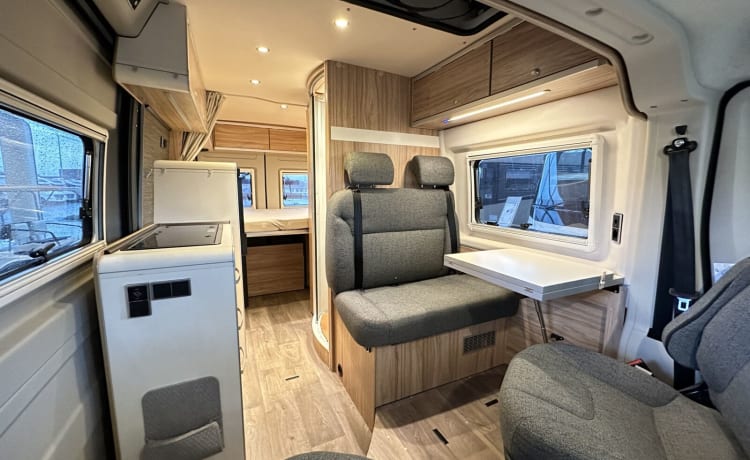 Hymer Grand Canyon (2021) voor 2 of 4 personen