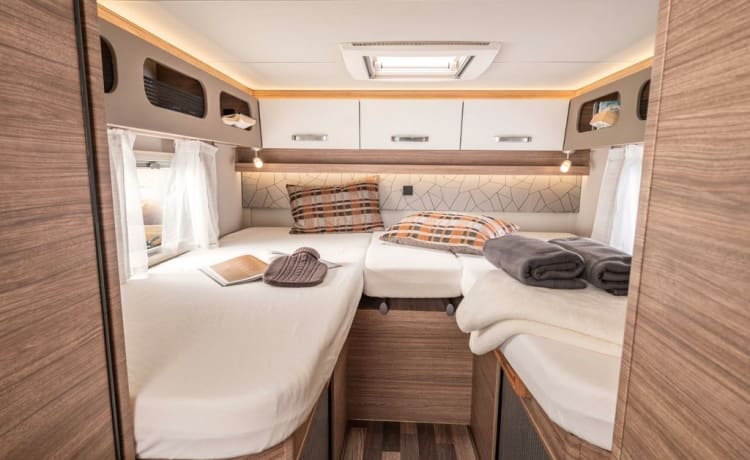 NEUE Weinsberg Pepper Suite MB für 4 Personen