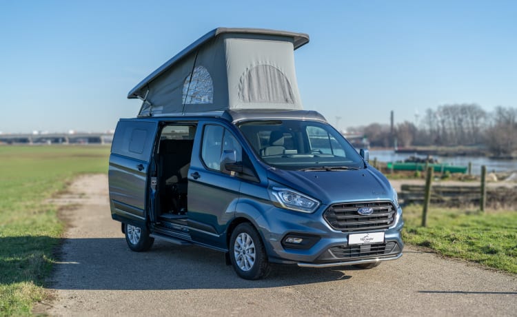 Ford - of the grid – Nuova Ford Copa da 4 posti, con cambio automatico e tenda sul tetto