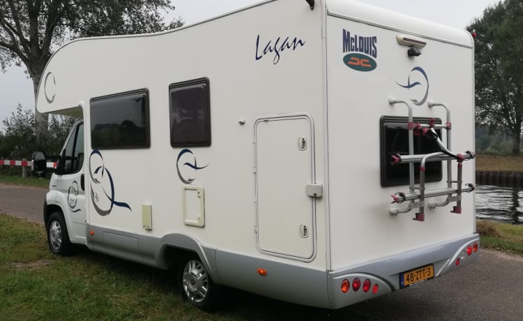 McLouis Lagan Alcove camper from 2008