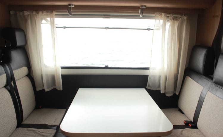 Marcello – Fiat Camper Dachboden 6 Sitze