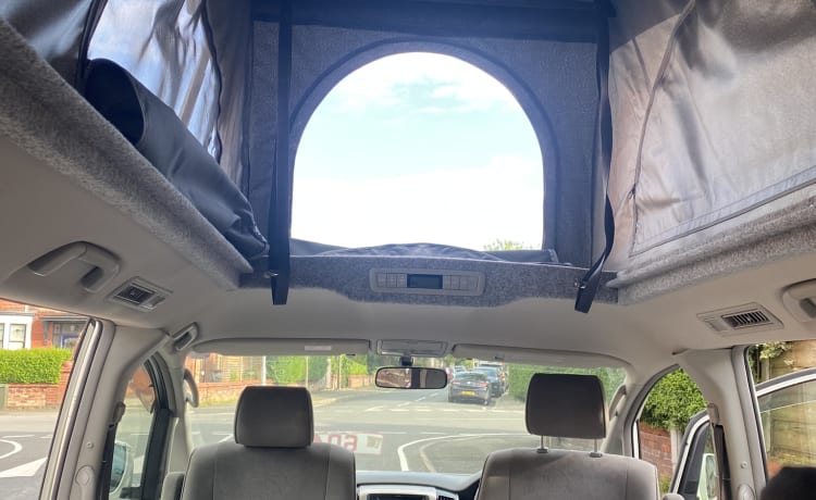 Bobby – 4 berth Toyota campervan