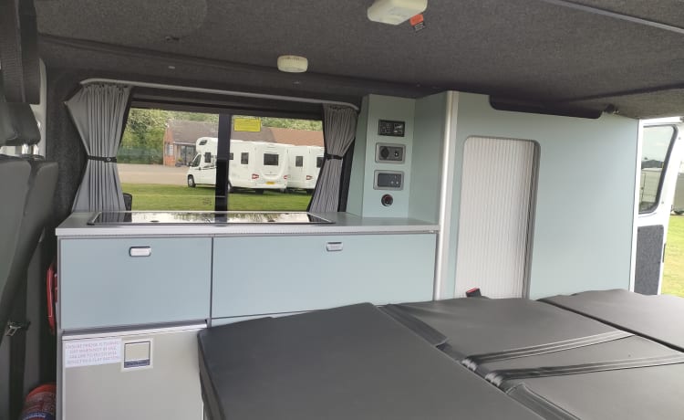 Frankie – Camping-car Volkswagen 4 couchages de 2020