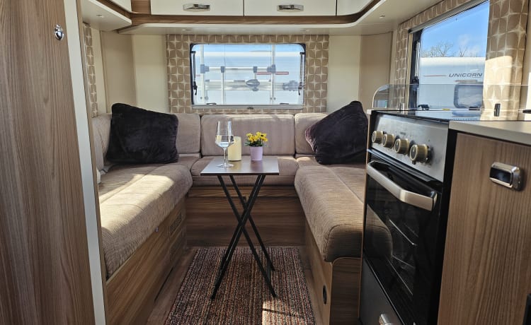 Charlie  – Swift Champagne 622 2017 2 berth luxurious motorhome 