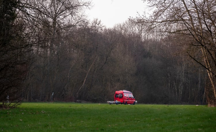 Big Red – Stoere en ruime Volkswagen LT Campervan