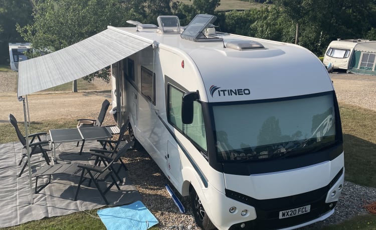 Jumbo – Family Luxury - Glamping on wheels A class 6 Birth A Class Motor-home