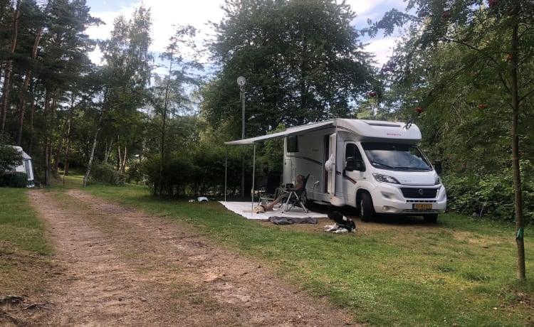 Mooie Dethleff's camper met automaat