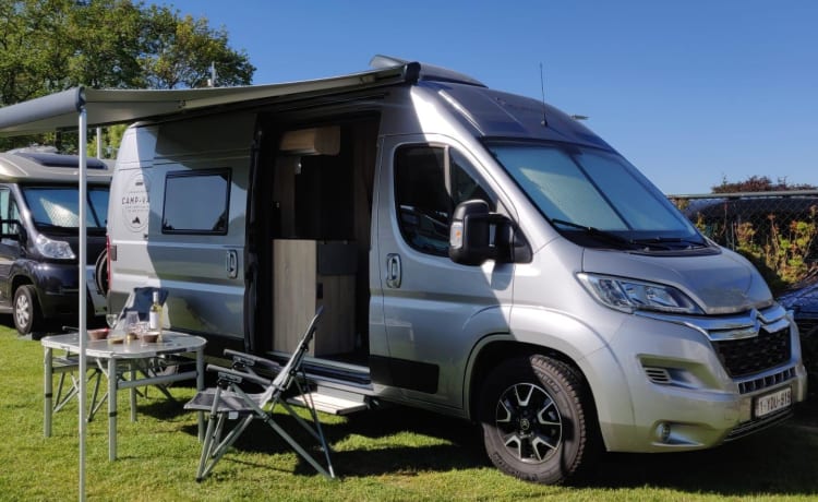 CamperVan 924 – Clever Vario Kids, 2 or 4 sleeping places, brand new, quiet engine!