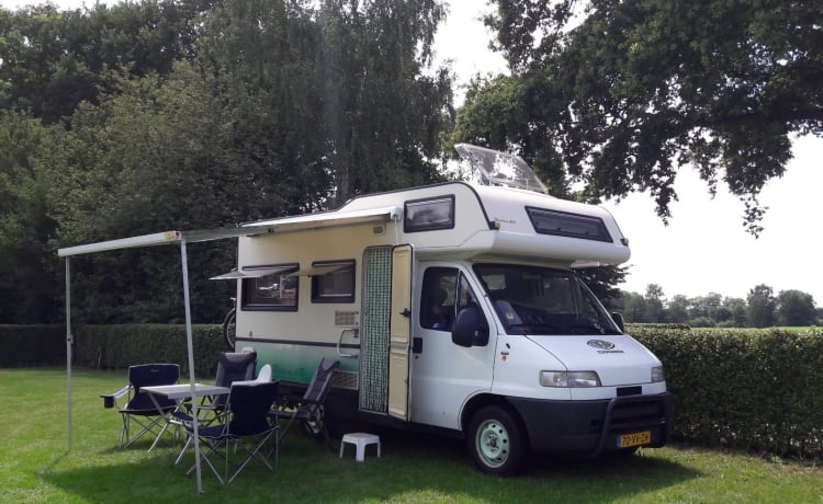 "Sminty Minty" – Nice Fiat Ducato (family) camper: book now 28-8/1-9 and from 18-9